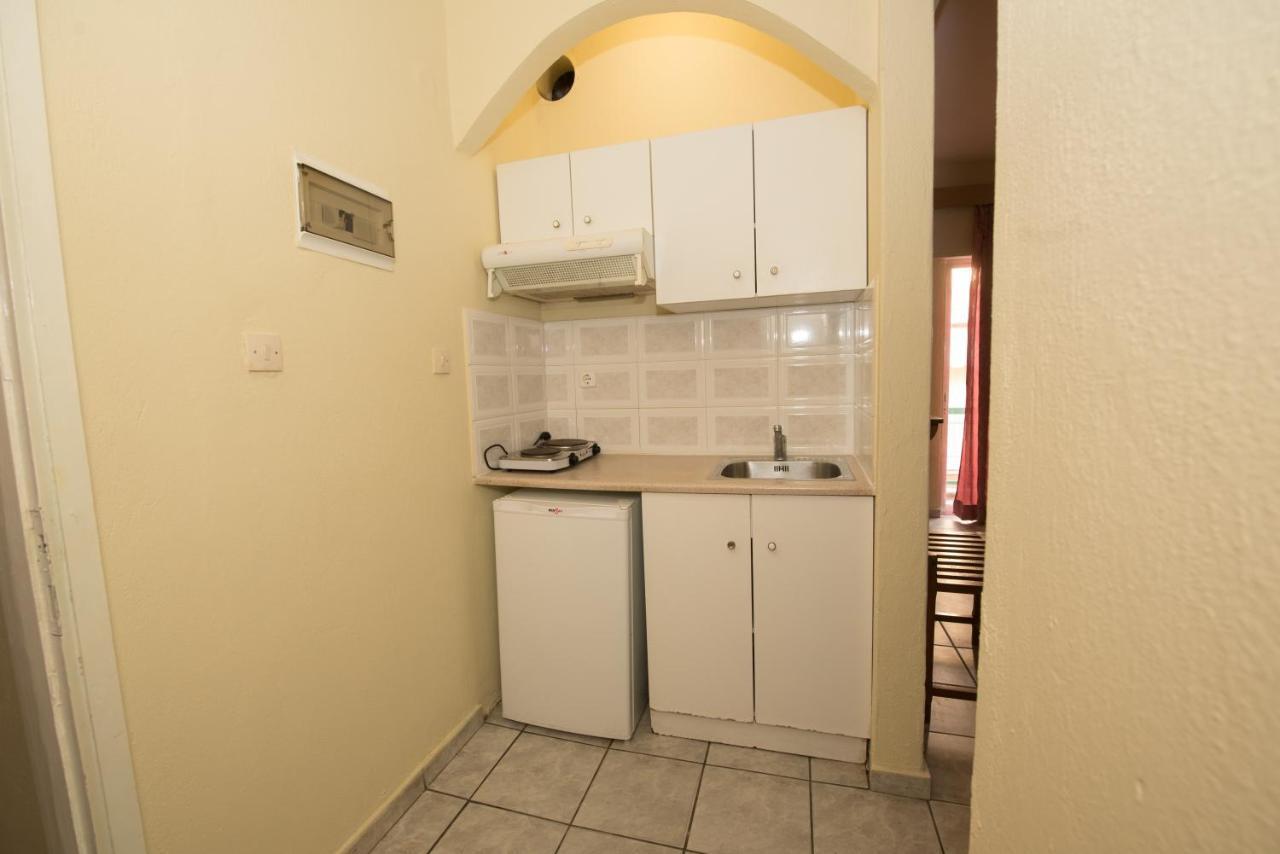 Amelies Apartments Paralía Extérieur photo